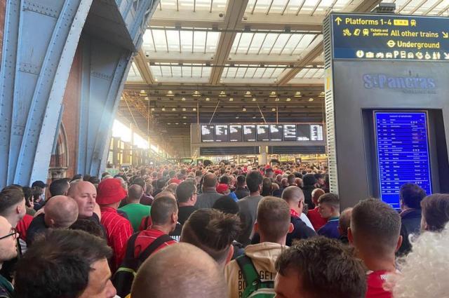 1653908124040025952.jpg 98.jpg